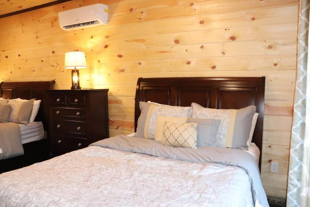 Chalet Village- Amazing Mountain Views - Piney Butt Place Gatlinburg Εξωτερικό φωτογραφία